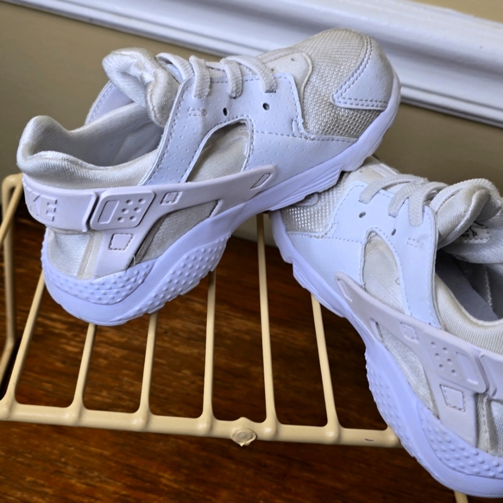 NikeToddler Huarache Run Running Sneakers white Size 10c